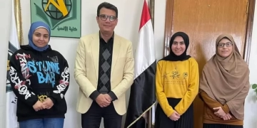 عميد ألسن القناة يهنىء المعيدات الجدد لصدور قرار التعيين واستلام العمل 1 - جريدة المساء