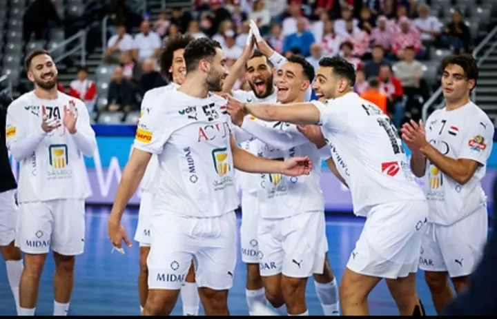 رئيس اتحاد اليد : سعيد بالتأهل للدور الرئيسي الصعب .. ونلعب مباراة كرواتيا للصدارة...وشكرا وزير الرياضة 19 - جريدة المساء