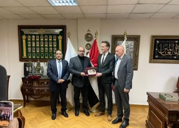 إدريس و رئيس "world boxing" واللوزي ناقشوا تفاصيل تنظيم المنافسات في أولمبياد الشباب للملاكمة2026 17 - جريدة المساء