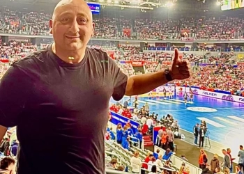 عمرو فتحي من زغرب : اتمني تكرار سيناريو كرواتيا مع فرنسا 25 - جريدة المساء