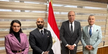 الحفني يلتقي راجان وبكر لدعم أوجه التعاون في مجال أمن الطيران المدني 2 - جريدة المساء الحفني يلتقي راجان وبكر لدعم أوجه التعاون في مجال أمن الطيران المدني 1 - جريدة المساء