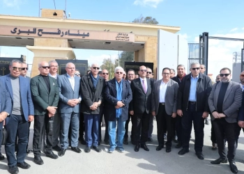 رئيس جامعة المنوفية يرافق وزير التعليم العالي فى جولة تفقدية لمعبر رفح 26 - جريدة المساء