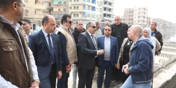 محافظ الشرقية يتفقد أعمال التغطية بمصرف بلبيس العمومي 1 - جريدة المساء