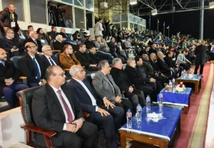 بحضور وزير الشباب والرياضة ورئيس هيئة قناة السويس ومحافظ الإسماعيلية ..محافظ الشرقية يشهد المباراة النهائية لبطولة أفريقيا للأندية الأبطال ويهنيء فريق نادي الشرقية لتتويجه بلقب البطولة للمرة الـ 28 في تاريخه 71 - جريدة المساء