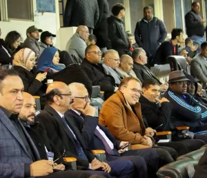 بحضور وزير الشباب والرياضة ورئيس هيئة قناة السويس ومحافظ الإسماعيلية ..محافظ الشرقية يشهد المباراة النهائية لبطولة أفريقيا للأندية الأبطال ويهنيء فريق نادي الشرقية لتتويجه بلقب البطولة للمرة الـ 28 في تاريخه 65 - جريدة المساء