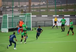 بحضور وزير الشباب والرياضة ورئيس هيئة قناة السويس ومحافظ الإسماعيلية ..محافظ الشرقية يشهد المباراة النهائية لبطولة أفريقيا للأندية الأبطال ويهنيء فريق نادي الشرقية لتتويجه بلقب البطولة للمرة الـ 28 في تاريخه 57 - جريدة المساء