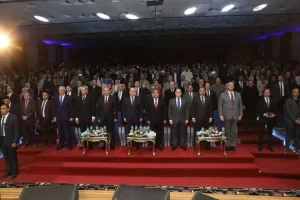 محافظ الشرقية يشهد احتفالية محافظة الدقهلية بعيدها القومي ويقدم التهنئة لقيادات وأبناء المحافظة 41 - جريدة المساء