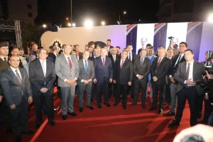 محافظ الشرقية يشهد احتفالية محافظة الدقهلية بعيدها القومي ويقدم التهنئة لقيادات وأبناء المحافظة 39 - جريدة المساء