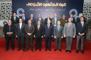 محافظ الشرقية يشهد احتفالية محافظة الدقهلية بعيدها القومي ويقدم التهنئة لقيادات وأبناء المحافظة 37 - جريدة المساء