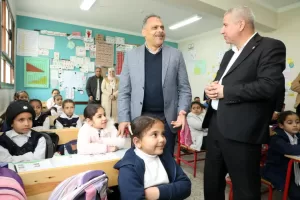 محافظ الشرقية يفتتح جناح التوسع الجديد بمدرسة كفر عطا الله للتعليم الأساسي ومدرسة السويدي الرسمية للغات بطحا المرج 29 - جريدة المساء