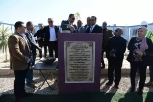 محافظ قنا يضع حجر أساس محطة معالجة صرف صحي بقريتي الأشراف وكرم عمران بإستثمارات 506 ملايين جنيه 23 - جريدة المساء