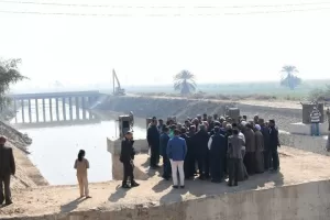 وزير الري يتفقد مشروعات الموارد المائية في قنا 47 - جريدة المساء