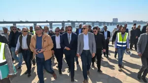 وزير الري يتفقد مشروعات الموارد المائية في قنا 29 - جريدة المساء