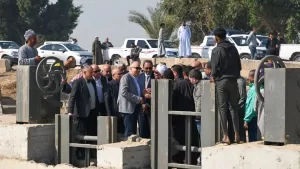 وزير الري يتفقد مشروعات الموارد المائية في قنا 23 - جريدة المساء