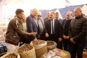 بتخفيضات تصل إلى 30٪.. محافظ الشرقية يفتتح معرضي «أهلاً رمضان» بالزقازيق 44 - جريدة المساء بتخفيضات تصل إلى 30٪.. محافظ الشرقية يفتتح معرضي «أهلاً رمضان» بالزقازيق 43 - جريدة المساء