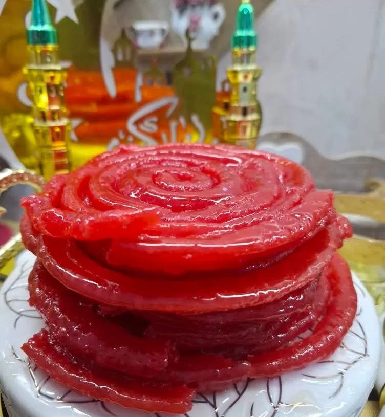 تعرفى على طريقة جديدة لعمل الزلابية الحمراء الجزائرية 19 - جريدة المساء