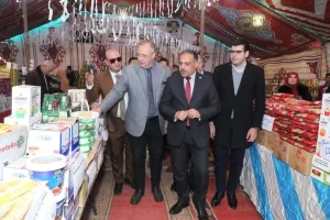 بأسعار مخفضة... محافظ الشرقية يفتتح معرضي «أهلا رمضان» بمدينتي أبو كبير وفاقوس 37 - جريدة المساء