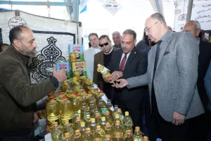 بأسعار مخفضة... محافظ الشرقية يفتتح معرضي «أهلا رمضان» بمدينتي أبو كبير وفاقوس 19 - جريدة المساء