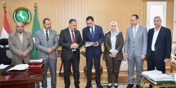 محافظ الشرقية يلتقي نواب البرلمان لإستعراض وحل مشاكل دوائرهم وتقديم أفضل الخدمات للمواطنين 1 - جريدة المساء