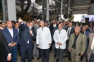 وزير التموين يتفقد مصنعي السكر والورق في قوص لمتابعة سير الإنتاج والتوريد 46 - جريدة المساء وزير التموين يتفقد مصنعي السكر والورق في قوص لمتابعة سير الإنتاج والتوريد 45 - جريدة المساء