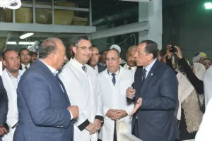 وزير التموين يتفقد مصنعي السكر والورق في قوص لمتابعة سير الإنتاج والتوريد 35 - جريدة المساء