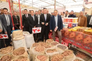 وزيرالتموين والتجارة الداخلية ومحافظ الشرقية يفتتحان معرض مكافحة الغلاء (أهلاً رمضان 2025) بالعاشر من رمضان 23 - جريدة المساء