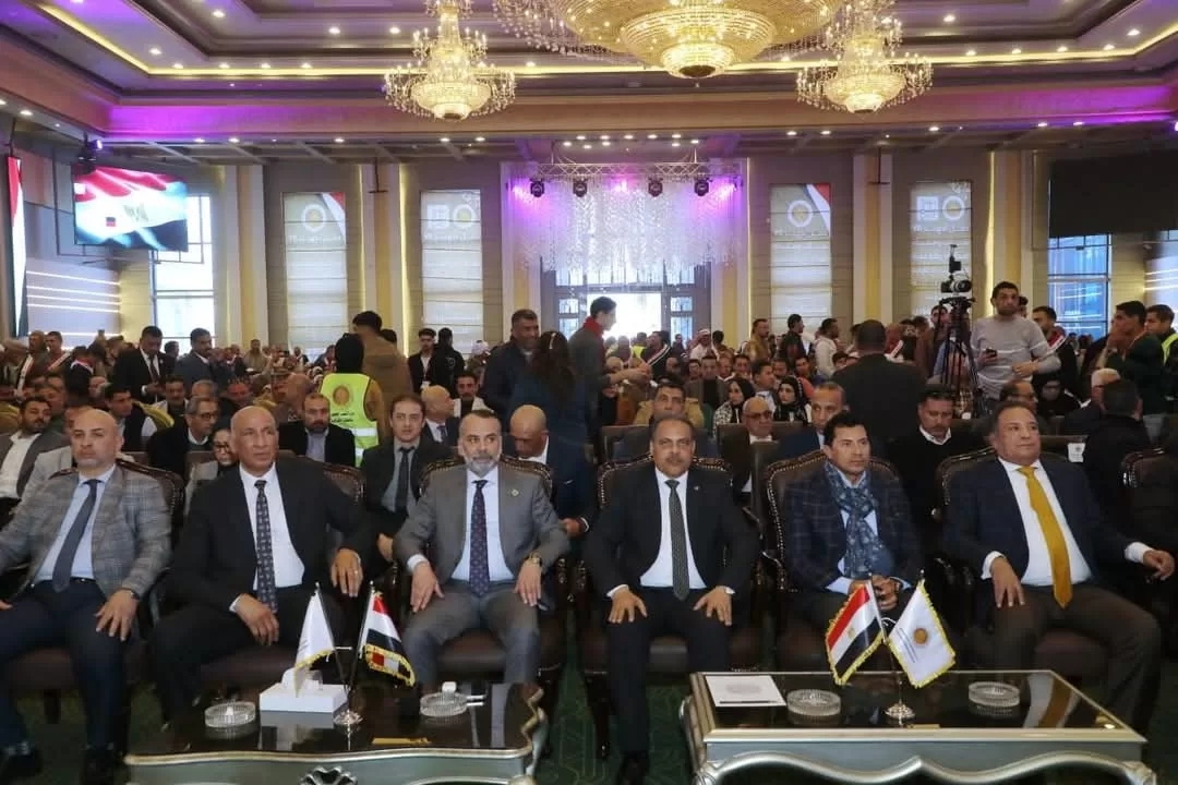 وزير الشباب ومحافظ الشرقية يشهدان حفل تجهيز 75 عروسا ..وإهداء 50 رحلة عمرة وفك كرب 50 غارمة من أبناء المحافظة 17 - جريدة المساء