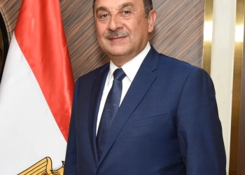 يستهلها بزيارة "مصر للألومنيوم".. *وزير قطاع الأعمال العام يبدأ جولة تفقدية لمصانع وشركات تابعة جنوب الصعيد 19 - جريدة المساء