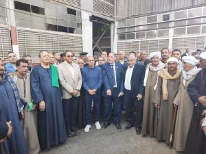 بحضور النائب هشام الشعيني ..محافظ قنا يُطلق إشارة بدء موسم عصير القصب بمصنع سكر نجع حمادي 41 - جريدة المساء