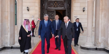 بحضور السودانى والبدرانى.. مصر تشارك فى إحتفالية إعلان بغداد عاصمة للسياحة العربية لعام 2025.. شريف فتحى : دور كبير للعراق فى مسيرة الحضارة العربية والإسلامية 2 - جريدة المساء بحضور السودانى والبدرانى.. مصر تشارك فى إحتفالية إعلان بغداد عاصمة للسياحة العربية لعام 2025.. شريف فتحى : دور كبير للعراق فى مسيرة الحضارة العربية والإسلامية 1 - جريدة المساء