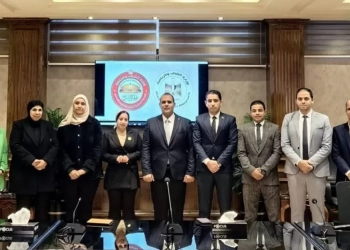 لجنة الشؤون المالية والاقتصادية والاستثمار بنموذج محاكاة مجلس الشيوخ تعقد أولى اجتماعاتها بمركز التعليم المدني بالجزيرة 23 - جريدة المساء