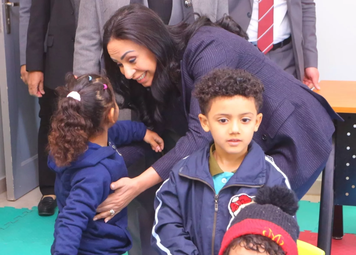 لجان ميدانية وحصر وطني شامل لمتابعة الحضانات وضمان سرعة الحصول على التراخيص 18 - جريدة المساء د. مايا مرسى وزيرة التضامن الاجتماعى مع الأطفال