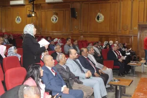 قبل ساعات من بدء الترم الثاني ||وكيل وزارة التعليم بالجيزة يطمئن العاملين: مستحقاتكم المالية ستصرف في موعدها ولا تهاون مع من يماطل فيها 21 - جريدة المساء