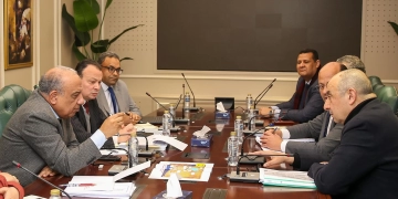 م. محمد شيمي: التوسع في مشروعات الطاقة النظيفة وكفاءة الطاقة لتحسين الأداء التشغيلي للمصانع في إطار رؤية مصر 2030 1 - جريدة المساء