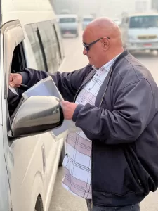 ضبط ٢٠٧ مخالفات لسيارات سرفيس ونقل جماعي بالجيزة 21 - جريدة المساء