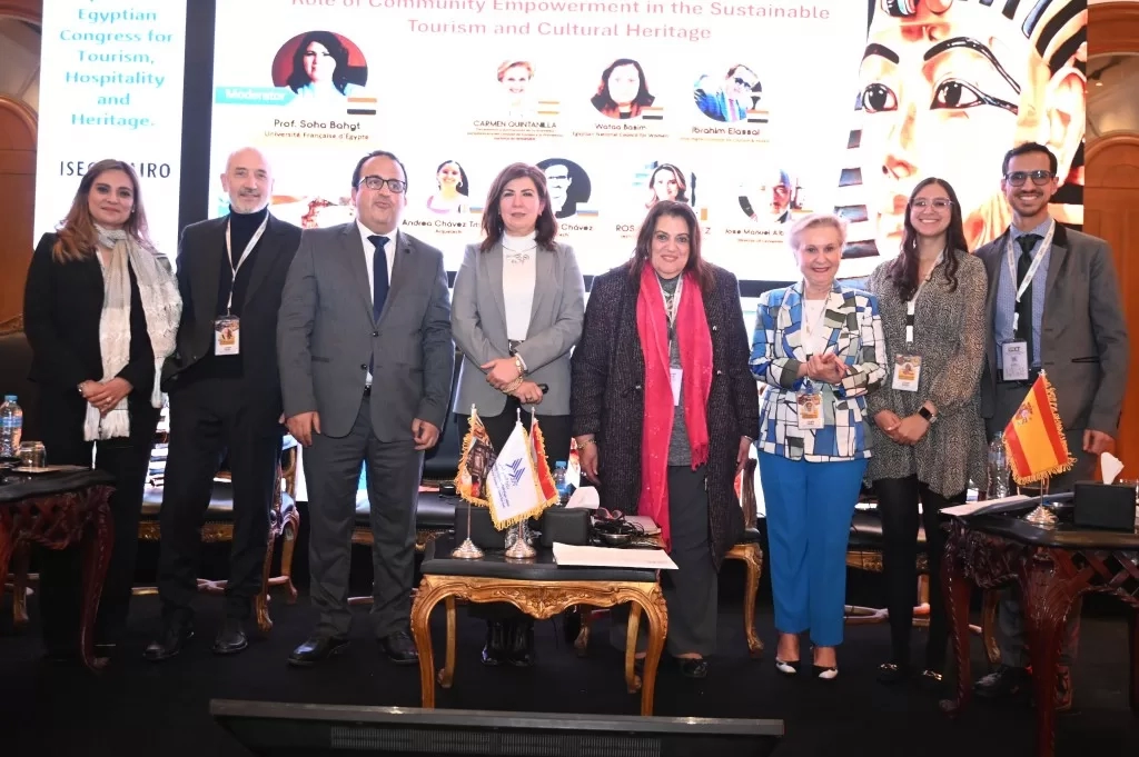 قومي المرأة يشارك في المؤتمر الدولي الأسباني المصري للسياحة والضيافة والتراث 19 - جريدة المساء قومي المرأة يشارك في المؤتمر الدولي الأسباني المصري للسياحة والضيافة والتراث 18 - جريدة المساء