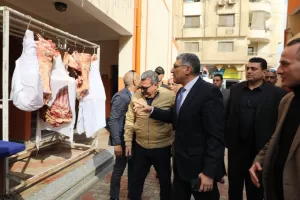 محافظ الجيزة يتابع انتظام تشغيل أسواق اليوم الواحد بالهرم والطالبية (صور) 25 - جريدة المساء