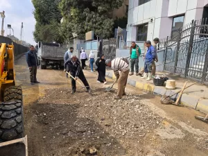 انتهاء شركة مياه الشرب بالجيزة من صيانة خط المياه المكسور بشارع الأهرام 20 - جريدة المساء