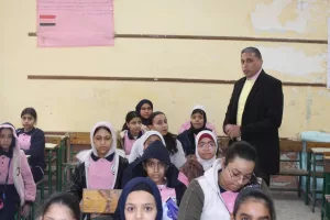 "تعليم الجيزة": إحالة المشرف العام بمدرسة في الوراق ومدير بإدارة شمال.. للشؤون القانونية للتقصير في واجباتهما 31 - جريدة المساء