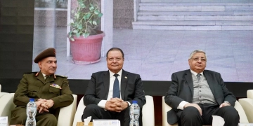 تحت رعاية وزير التعليم العالي والبحث العلمي..رئيس الهيئة الاعتماد والرقابة الصحية شارك فى المؤتمر السنوي لمعهد تيودور بلهارس للأبحاث 2025 1 - جريدة المساء