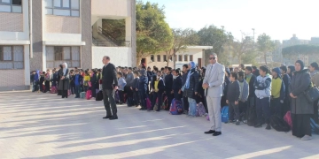 "تعليم الجيزة": بسبب طابور الصباح.. محضر وتحويل عدد كبير من العاملين للتحقيق بمدرسة في حدائق أكتوبر 1 - جريدة المساء