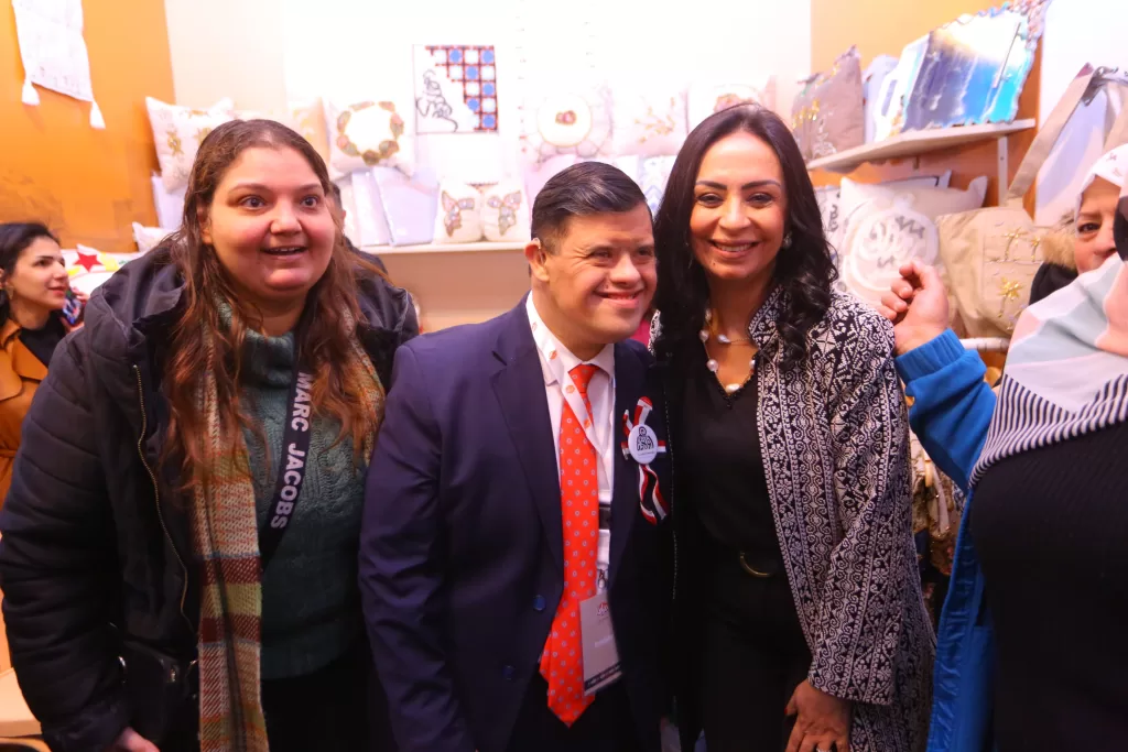 وزيرة التضامن تفتتح معرض «ديارنا للحرف اليدوية» بمشاركة أكثر من 400 عارض وعارضة 22 - جريدة المساء