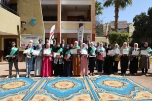 محافظ الجيزة يكرم 15 طالبة من حفظة القرآن الكريم بمدرسة الشهيد هشام شتا 27 - جريدة المساء