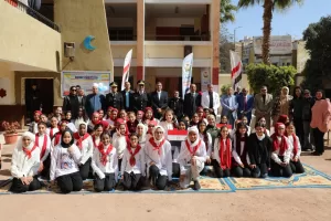 محافظ الجيزة يكرم 15 طالبة من حفظة القرآن الكريم بمدرسة الشهيد هشام شتا 31 - جريدة المساء