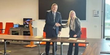 بروتوكول تعاون لمنح درجات مزدوجة بين جامعتي الإسكندرية الأهلية وإسكس البريطانية في التخصصات الهندسية 1 - جريدة المساء