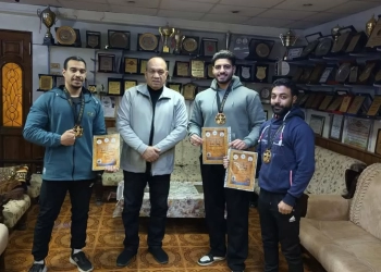 وكيل وزارة الشباب والرياضة بالمنيا يكرم أبطال القوة البدنية الحاصلين على ذهبية كأس العالم 35 - جريدة المساء