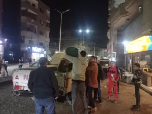 محافظ الجيزة يتابع حملات تمشيط الشوارع ورفع الإشغالات بالأحياء والمراكز - صور 35 - جريدة المساء