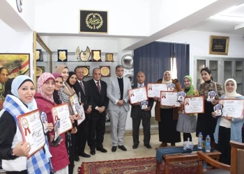 تكريم المعلمين الفائزين في مسابقات "بداية" بالجيزة (صور) 21 - جريدة المساء