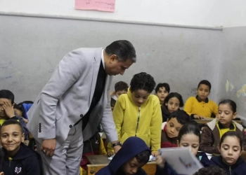مديرية تعليم الجيزة تكتشف تلاعبا بسجل الطلاب الضعاف بمدرسة في بولاق.. وتحيل المعلمة المسؤولة للتحقيق 31 - جريدة المساء