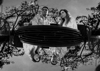 آسر ياسين يشارك الجمهور بصورة من كواليس "قلبي و ومفتاحه"  20 - جريدة المساء